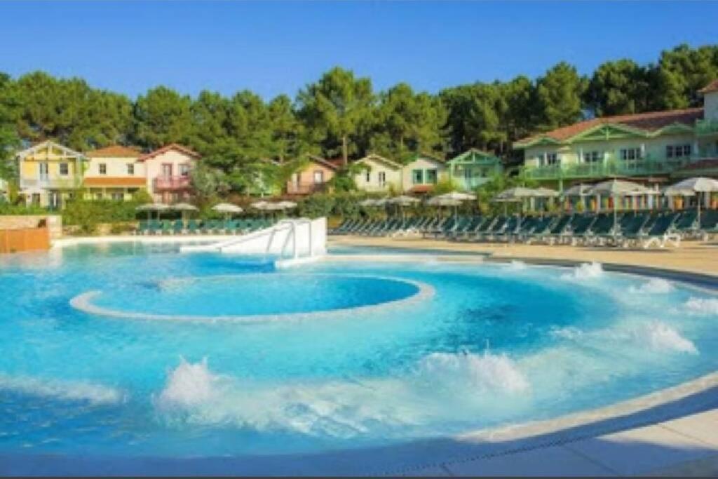 Holidays Resort Domaine Du Golf Piscine Chauffee D' Avril Au 1Er Octobre En Lisiere De Foret Avec Vue Sur La Pinede Lacanau-Ocean ภายนอก รูปภาพ